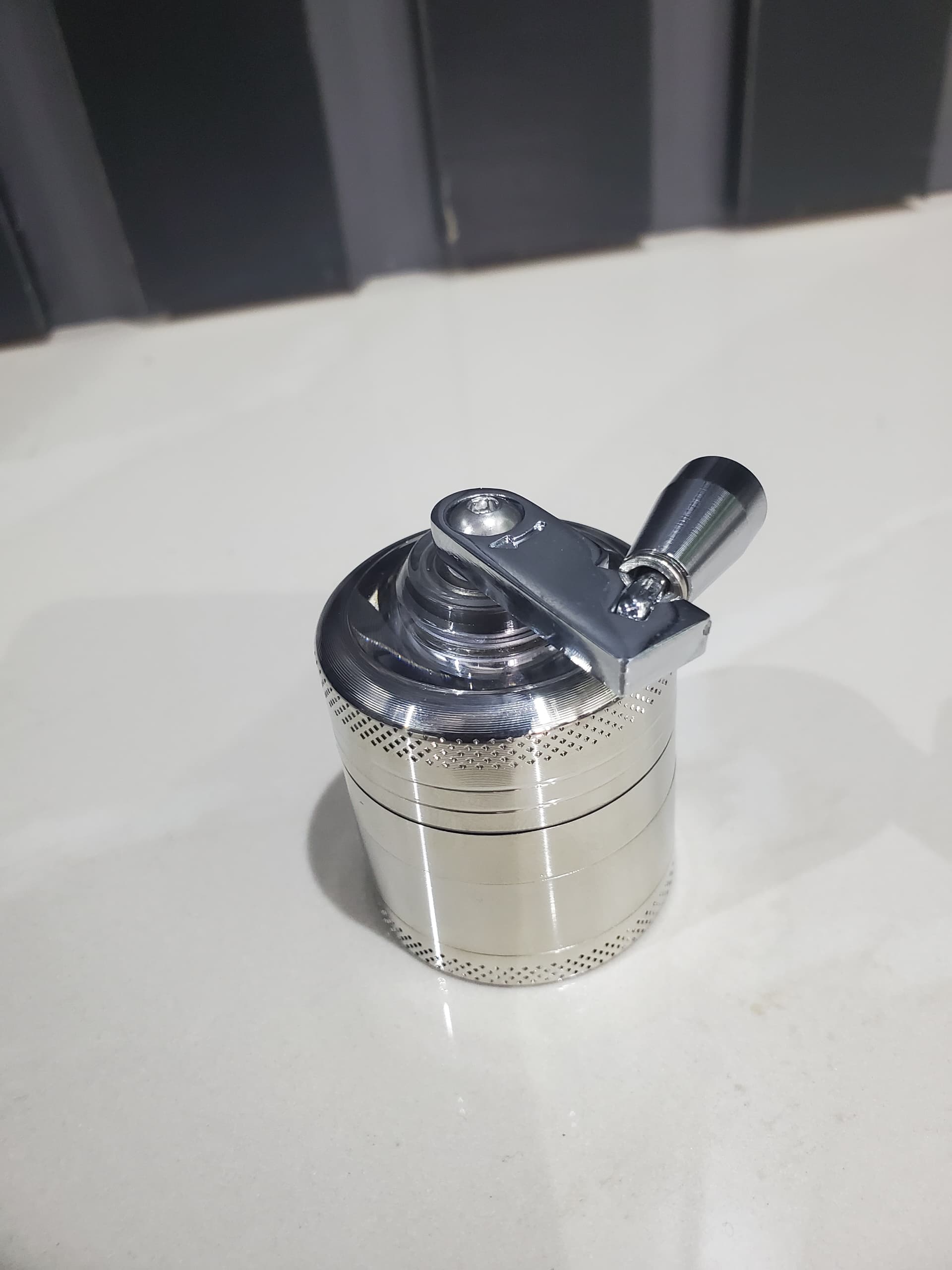 Manual Grinder and Crusher - with Hand Crank